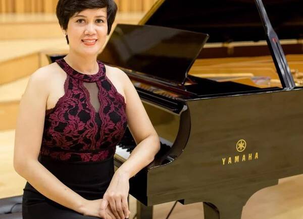 THẠC SĨ, NGHỆ SĨ, GIẢNG VIÊN PIANO PHẠM QUỲNH TRANG