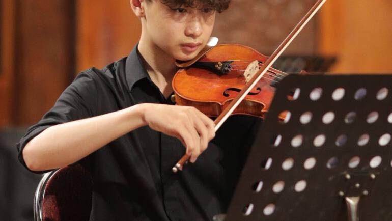 Violin tập thể