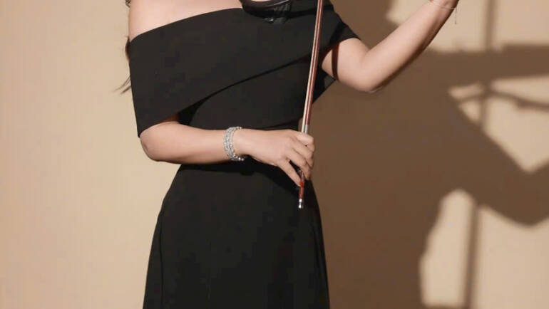 CỬ NHÂN, GIẢNG VIÊN VIOLIN LƯƠNG HẢI VÂN